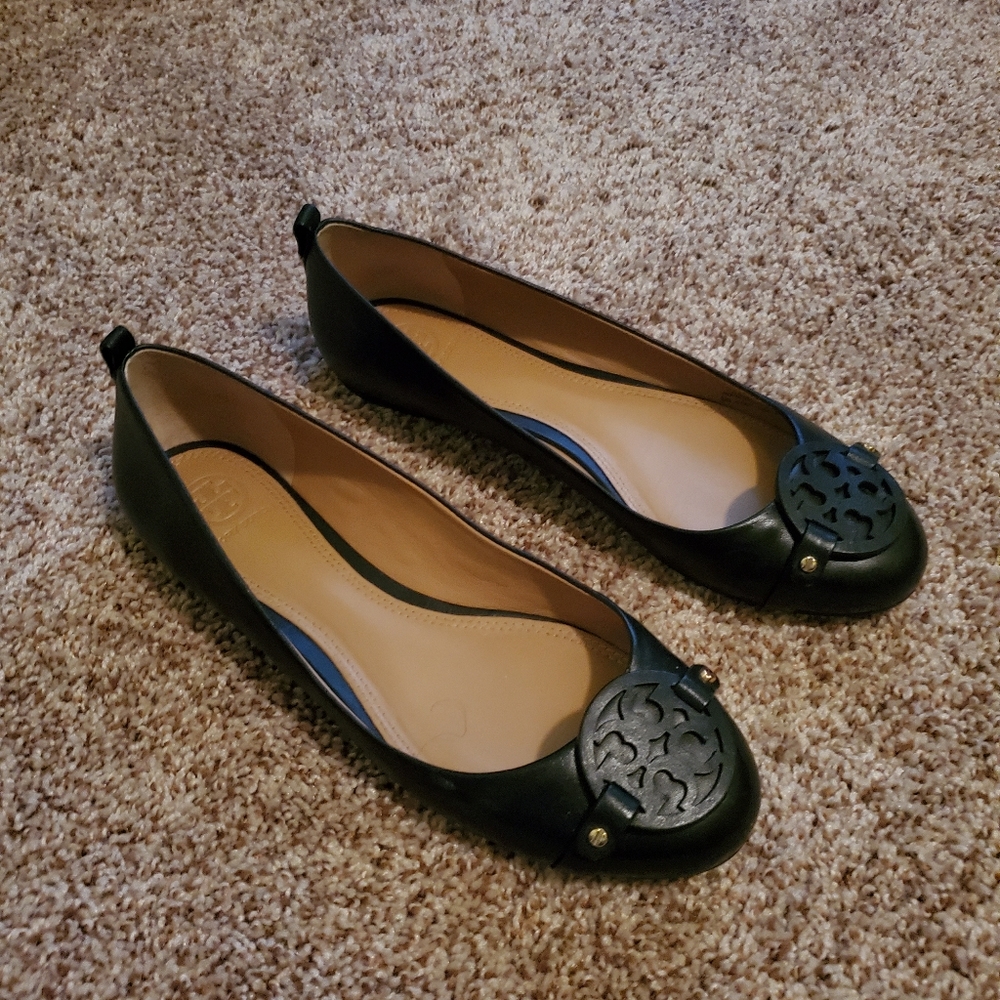 Black Tory Burch flats